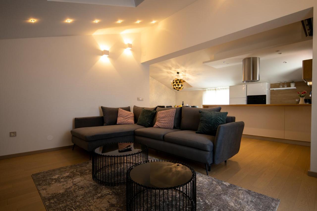 Lumaja Luxury Apartman Biograd Na Moru Exteriör bild