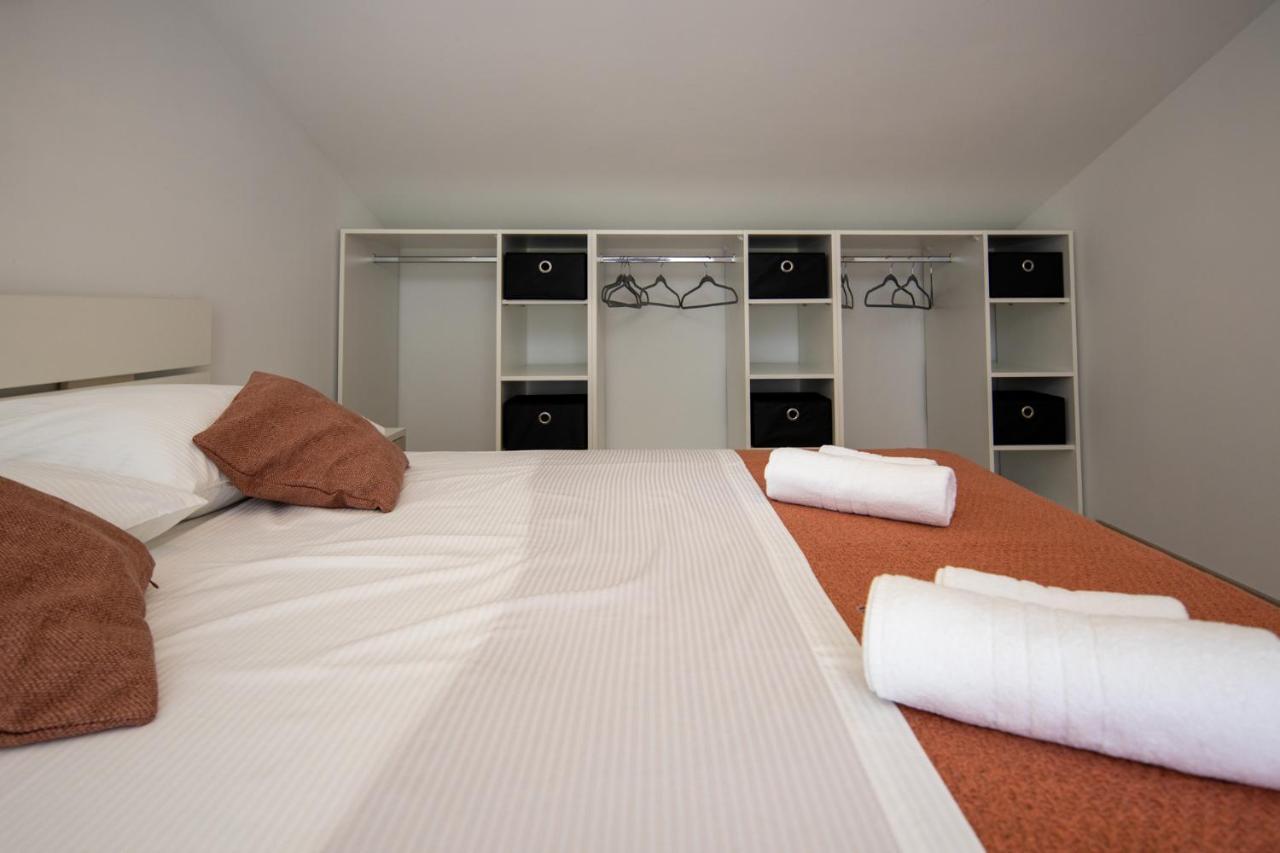 Lumaja Luxury Apartman Biograd Na Moru Exteriör bild