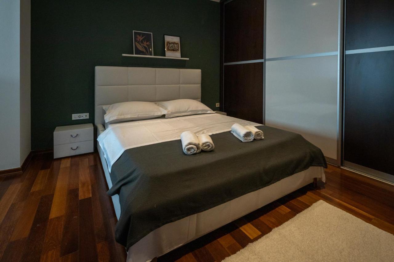 Lumaja Luxury Apartman Biograd Na Moru Exteriör bild