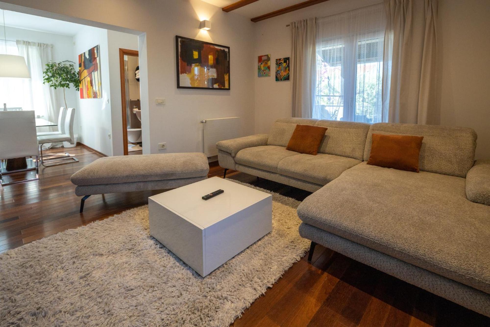 Lumaja Luxury Apartman Biograd Na Moru Exteriör bild