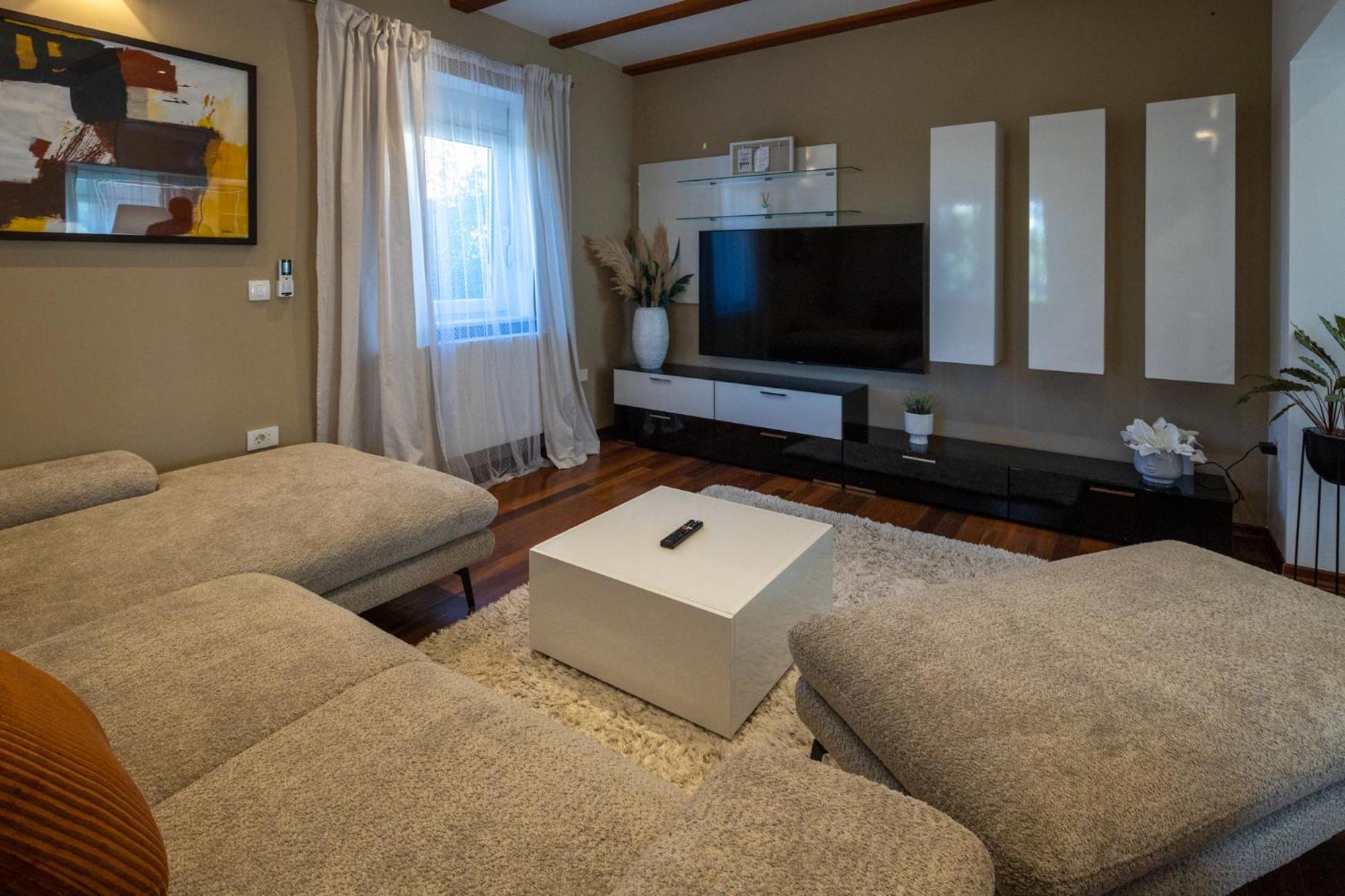 Lumaja Luxury Apartman Biograd Na Moru Exteriör bild